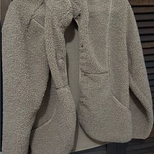 Avalanche outdoor supply company teddy bear jacket